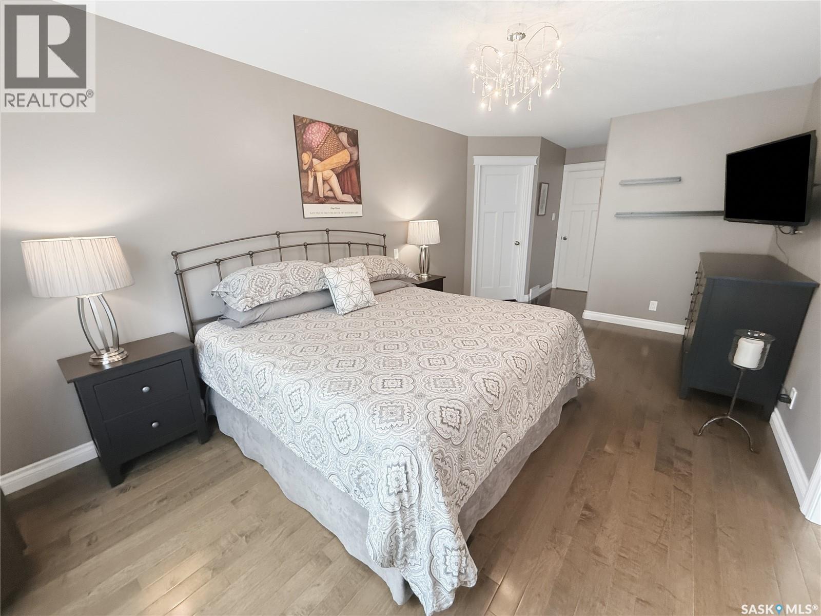 845 Prestwick Drive, Swift Current, SK - Indoor Photo Showing Bedroom