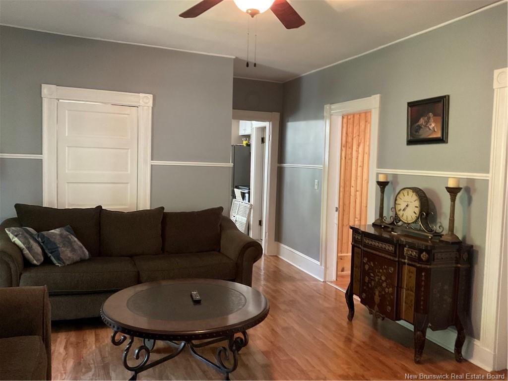 350 Debec Rd, Debec, NB - Indoor Photo Showing Living Room