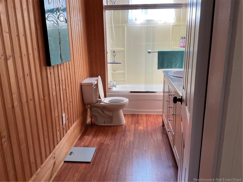 350 Debec Rd, Debec, NB - Indoor Photo Showing Bathroom