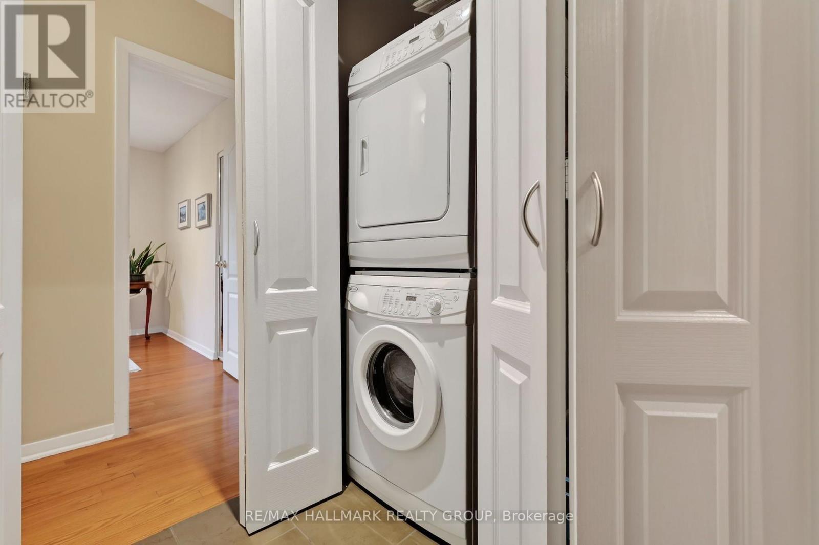 2692 Colman Street, Ottawa, ON - Indoor Photo Showing Laundry Room