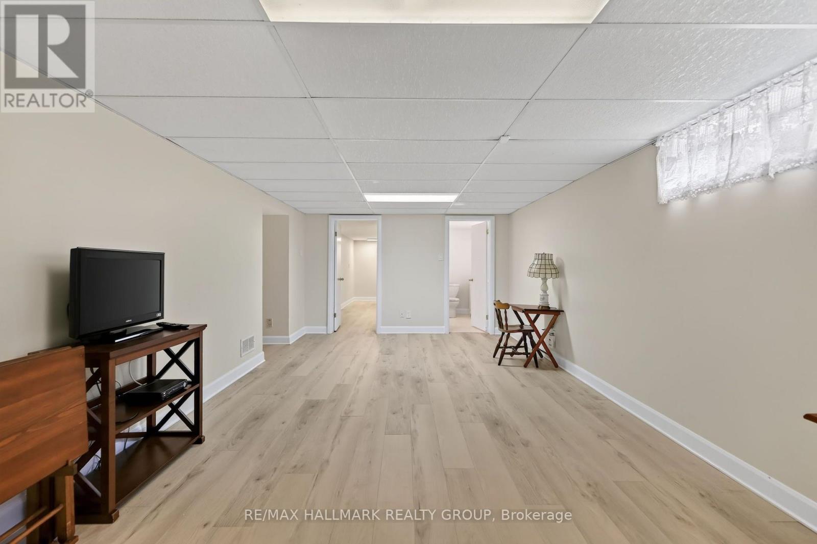 2692 Colman Street, Ottawa, ON - Indoor Photo Showing Other Room