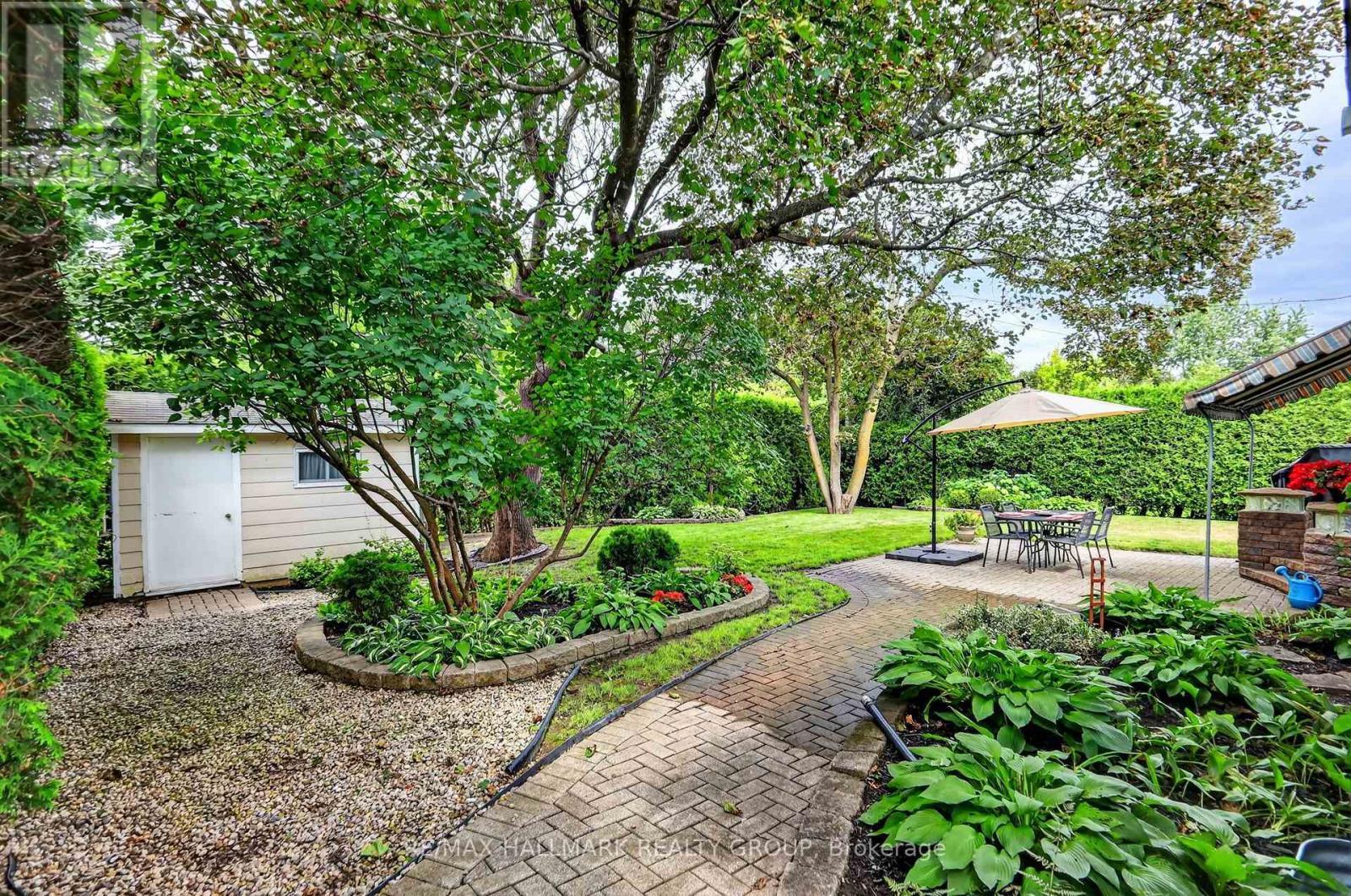 2692 Colman Street, Ottawa, ON - Outdoor