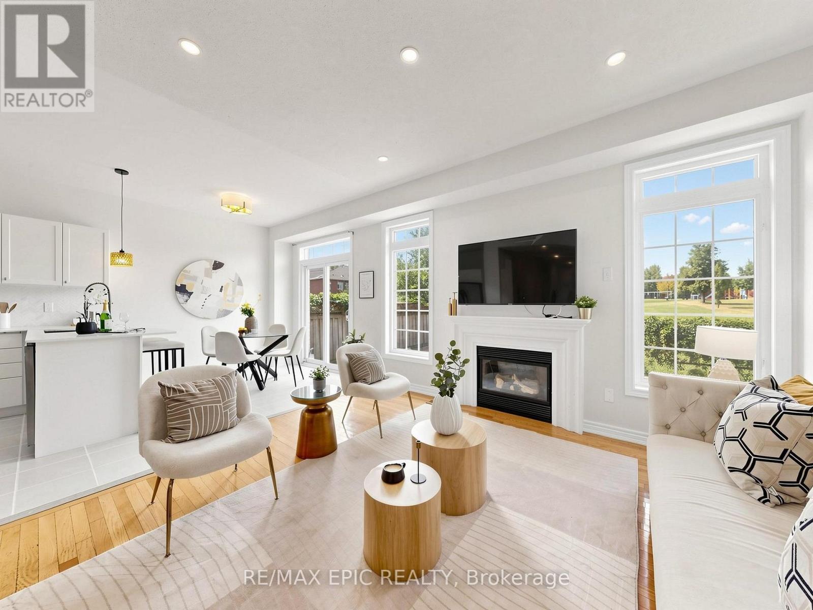 74 Dewpoint Road, Vaughan, ON - Indoor Photo Showing Living Room With Fireplace