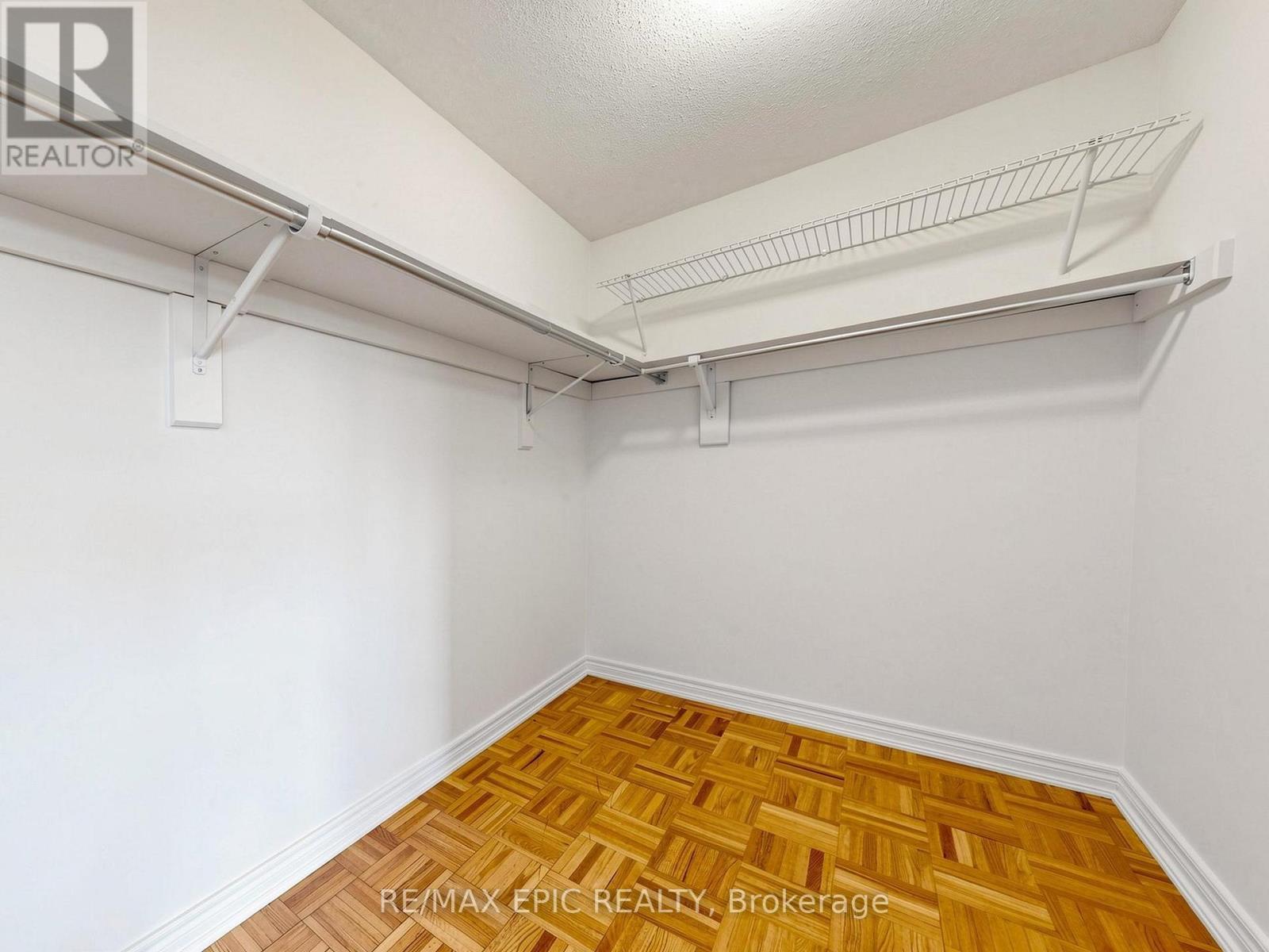 74 Dewpoint Road, Vaughan, ON - Indoor With Storage