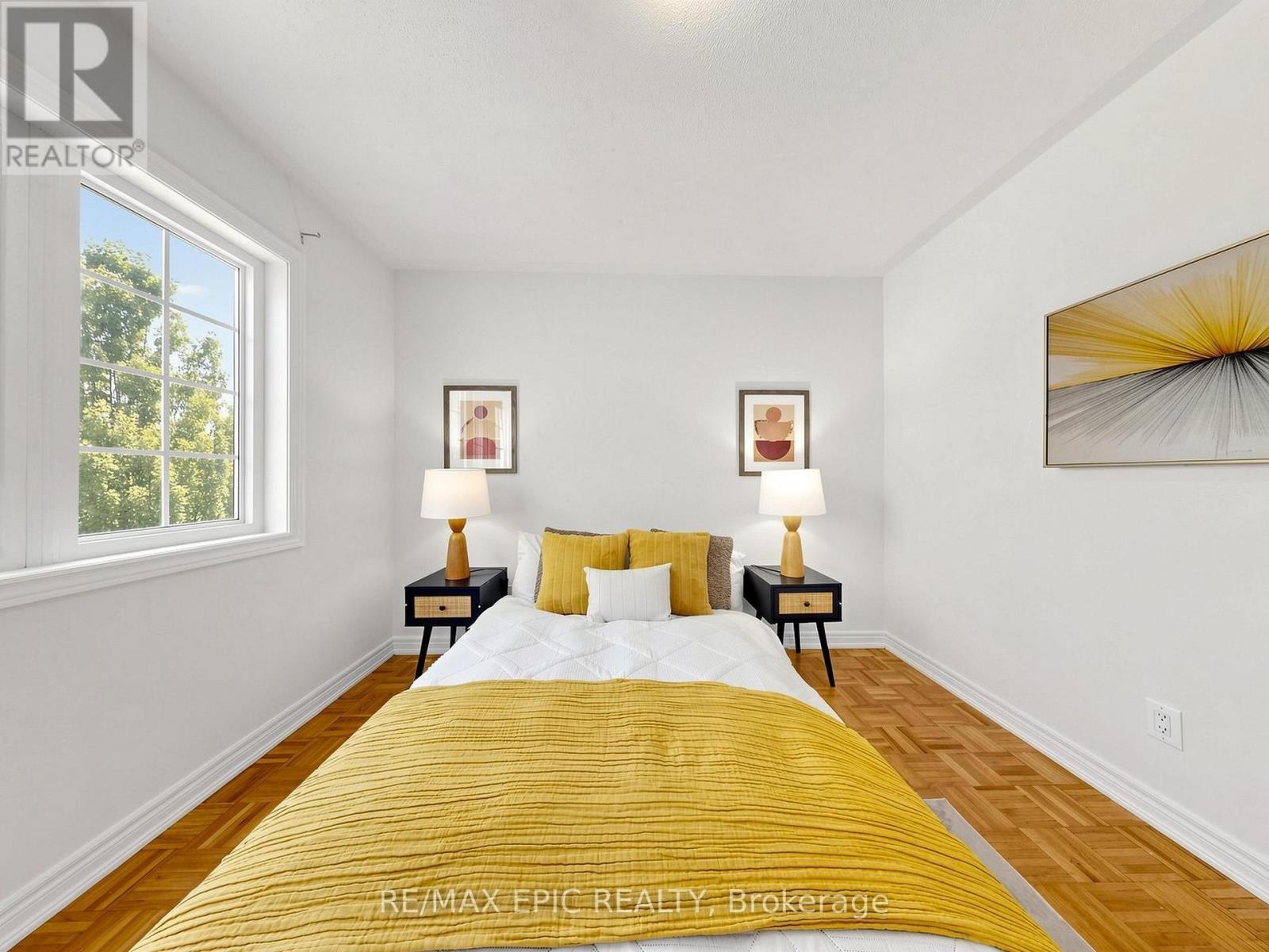 74 Dewpoint Road, Vaughan, ON - Indoor Photo Showing Bedroom
