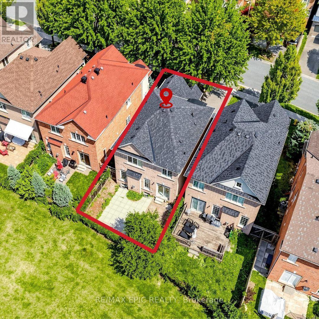 74 Dewpoint Road, Vaughan, ON - Outdoor