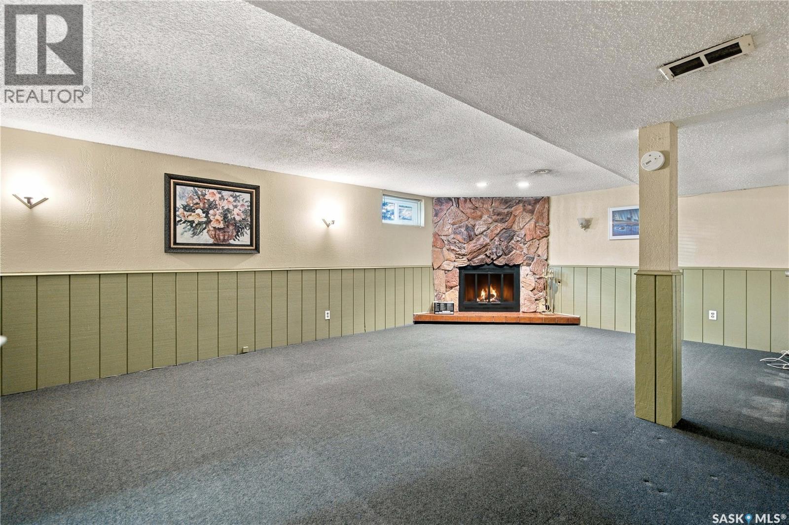 448 Robinson Street, Regina, SK - Indoor With Fireplace