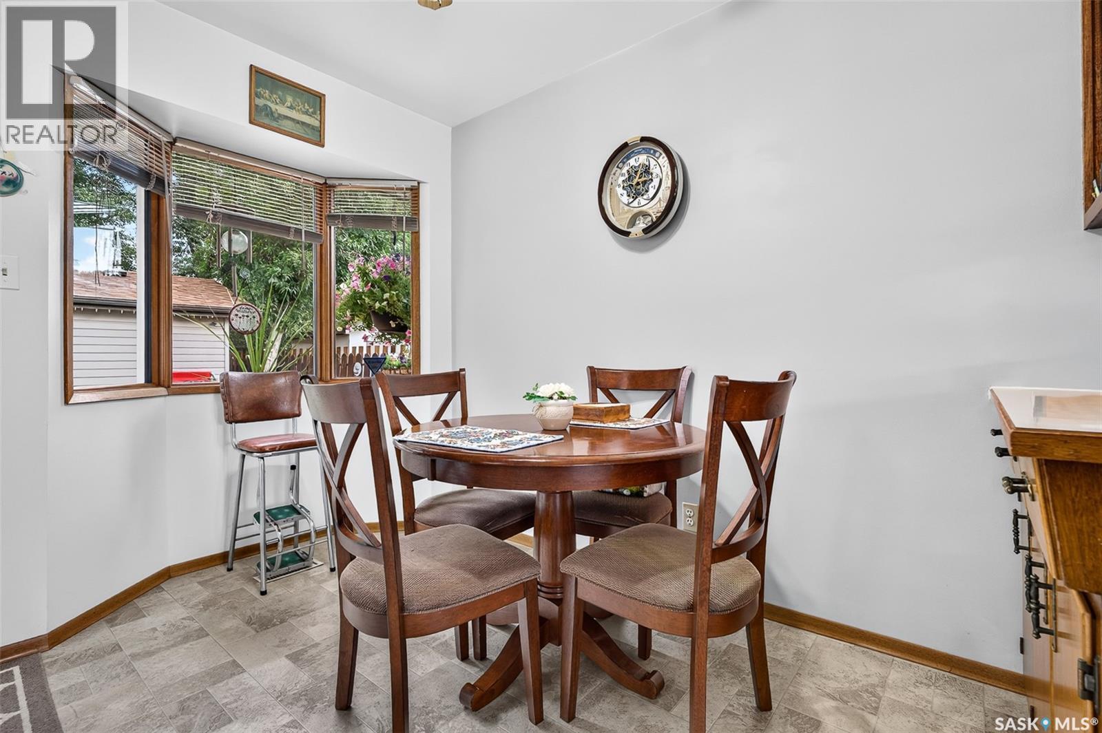 919 Holdsworth Crescent, Moose Jaw, SK - Indoor Photo Showing Dining Room