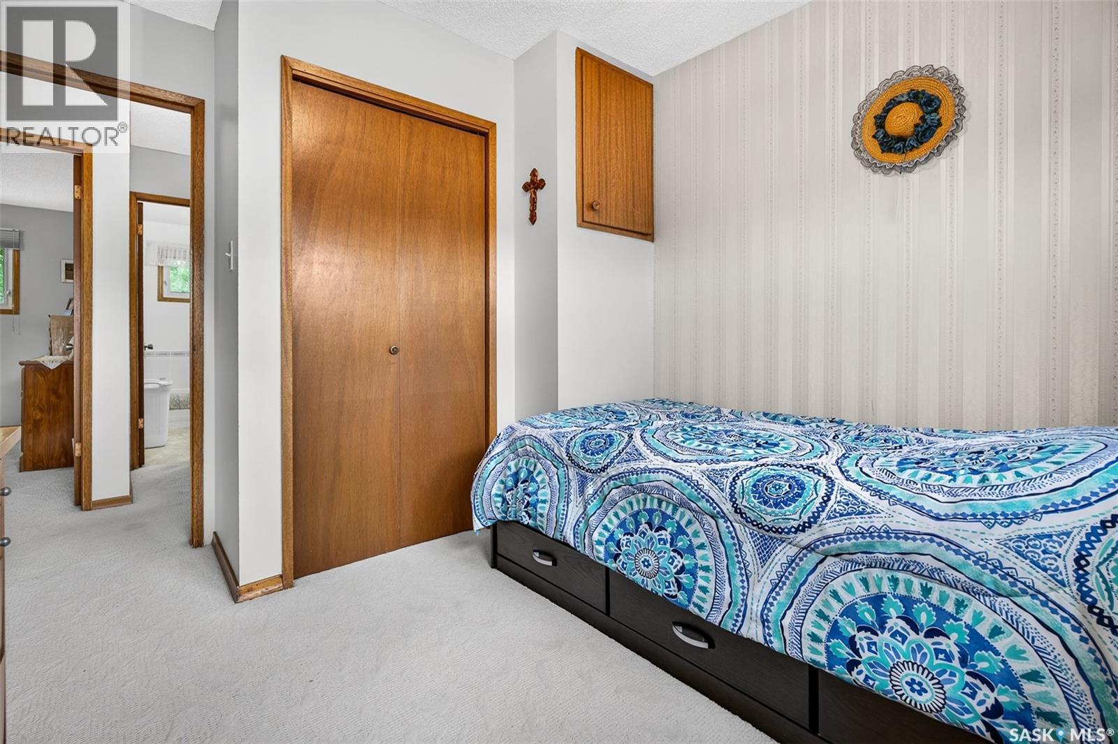 919 Holdsworth Crescent, Moose Jaw, SK - Indoor Photo Showing Bedroom