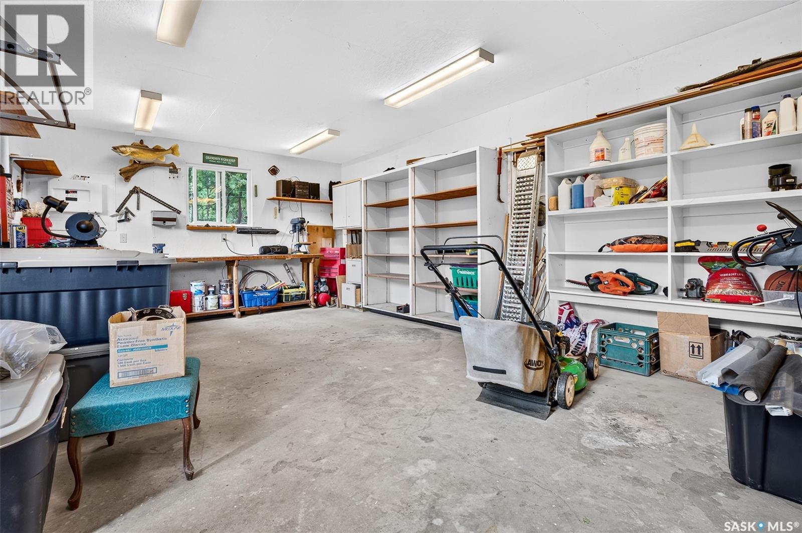 919 Holdsworth Crescent, Moose Jaw, SK - Indoor Photo Showing Garage