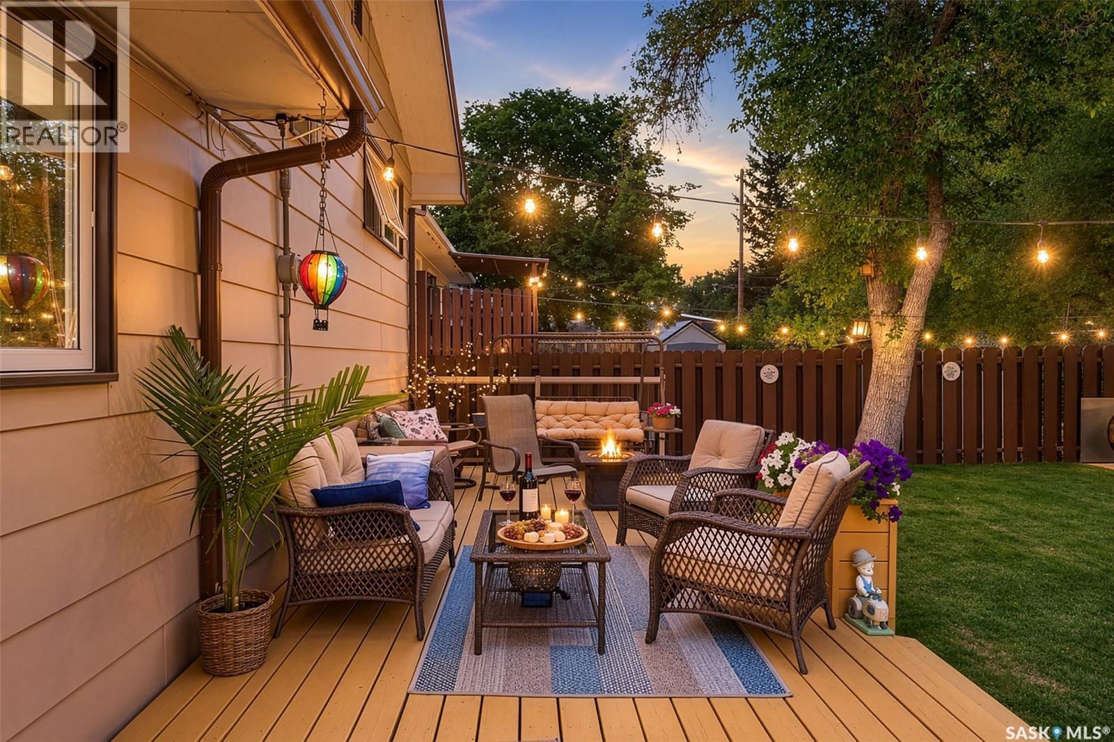 919 Holdsworth Crescent, Moose Jaw, SK - Outdoor With Deck Patio Veranda