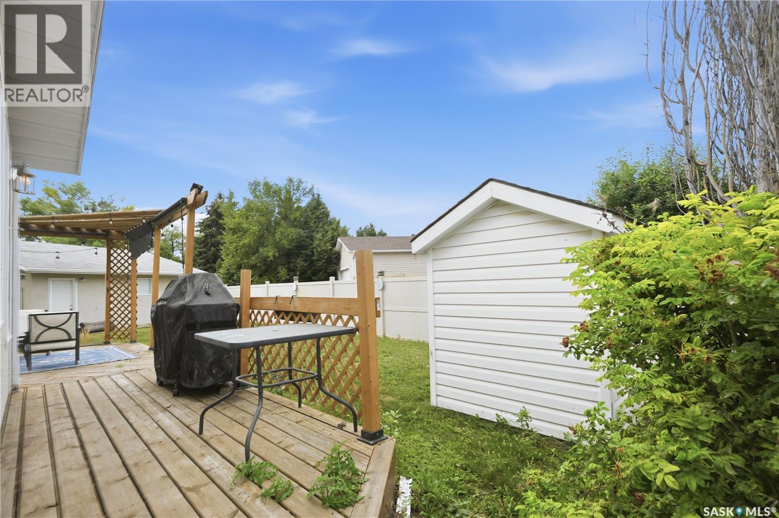 242 Auld Crescent, Saskatoon, SK - Outdoor With Exterior