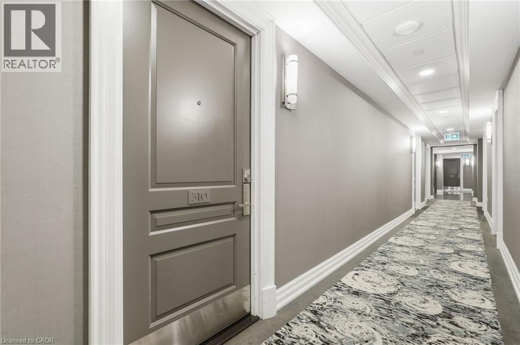 2060 Lakeshore Road Unit# 310, Burlington, ON - Indoor Photo Showing Other Room