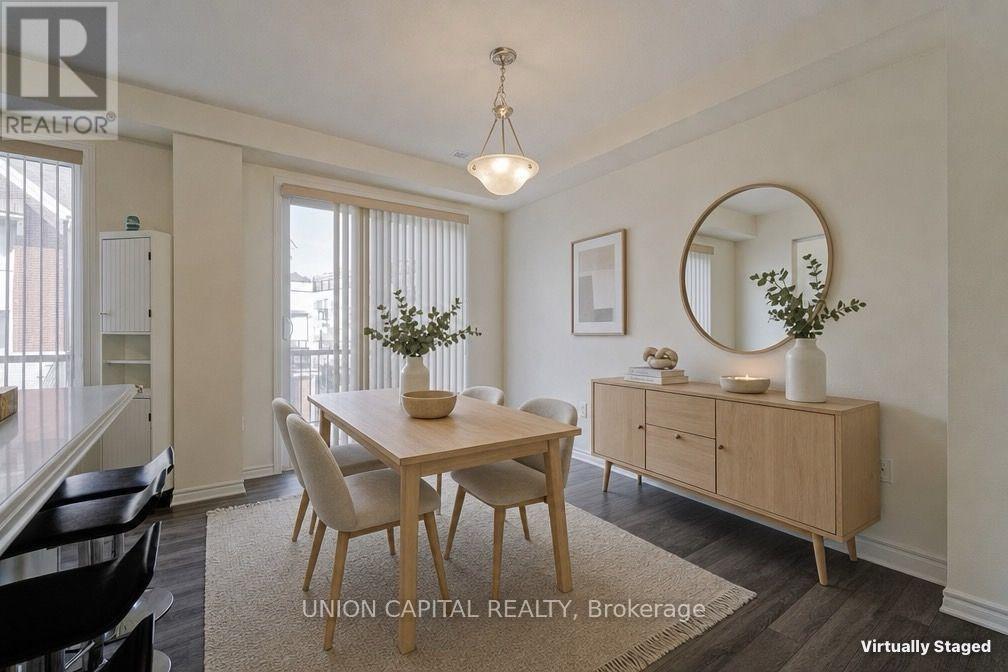 90 Cornell Centre Boulevard, Markham, ON - Indoor Photo Showing Dining Room