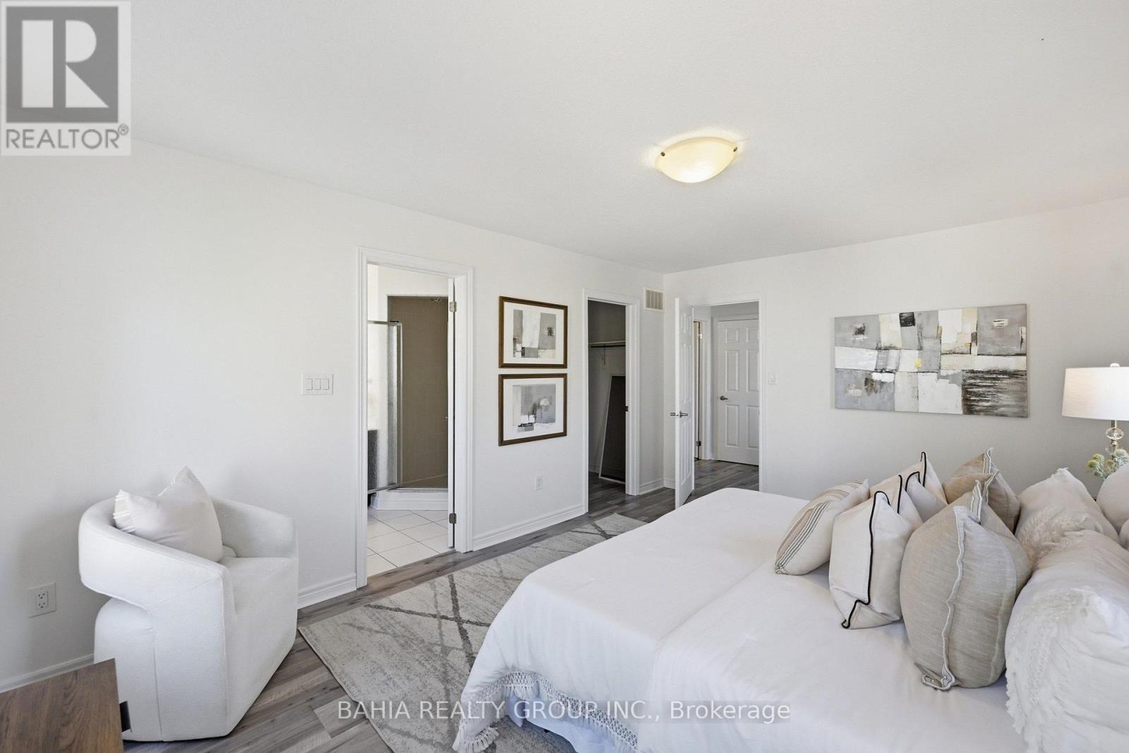 55 Cedar Lake Crescent E, Brampton, ON - Indoor Photo Showing Bedroom