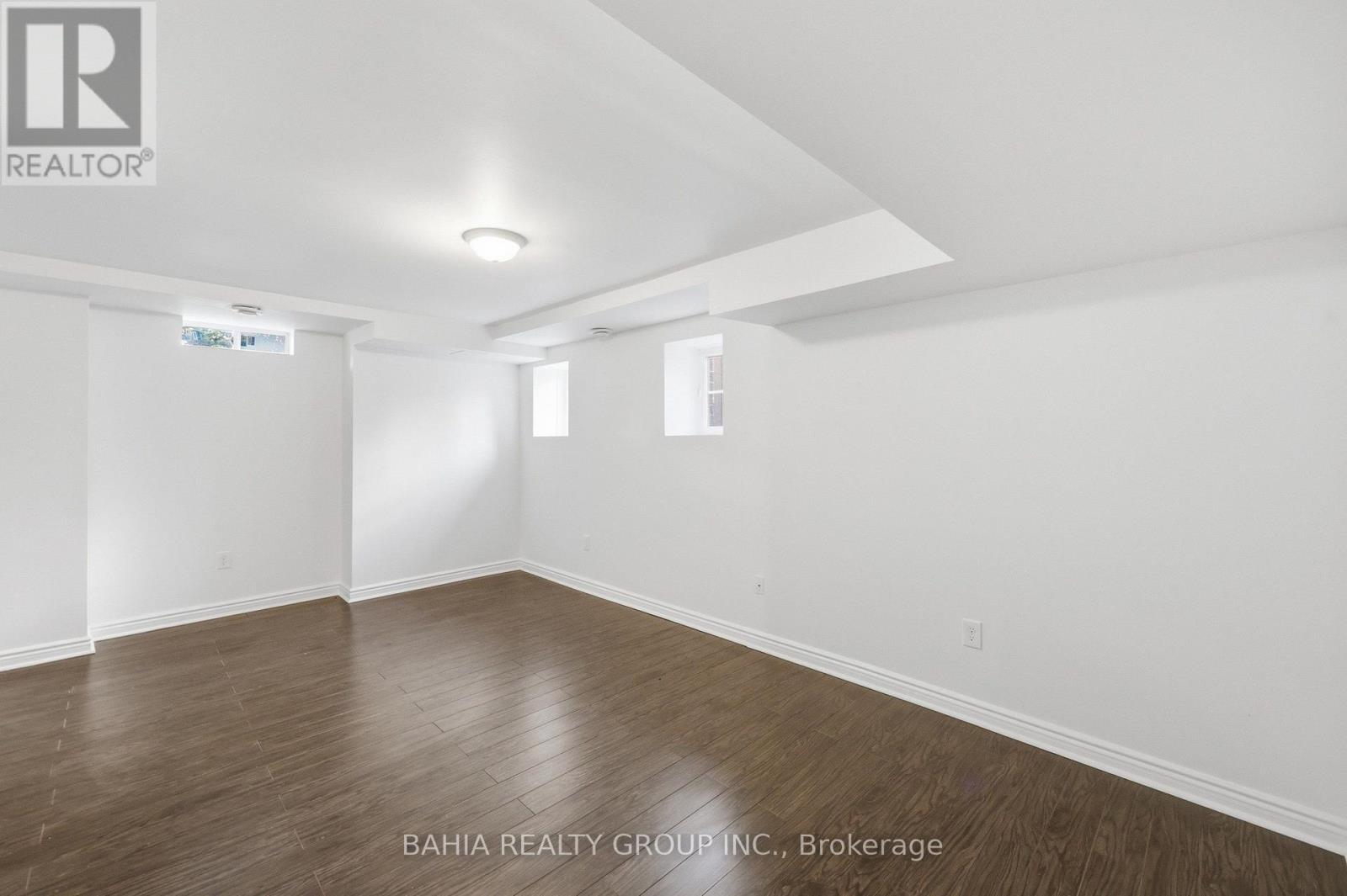 55 Cedar Lake Crescent E, Brampton, ON - Indoor Photo Showing Other Room
