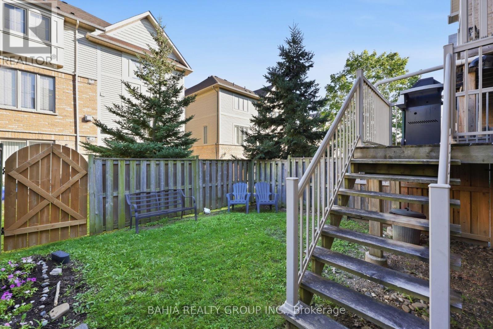 55 Cedar Lake Crescent E, Brampton, ON - Outdoor