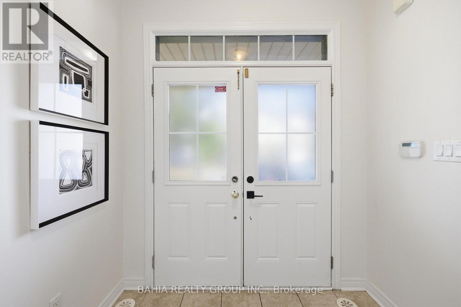 55 Cedar Lake Crescent E, Brampton, ON - Indoor Photo Showing Other Room