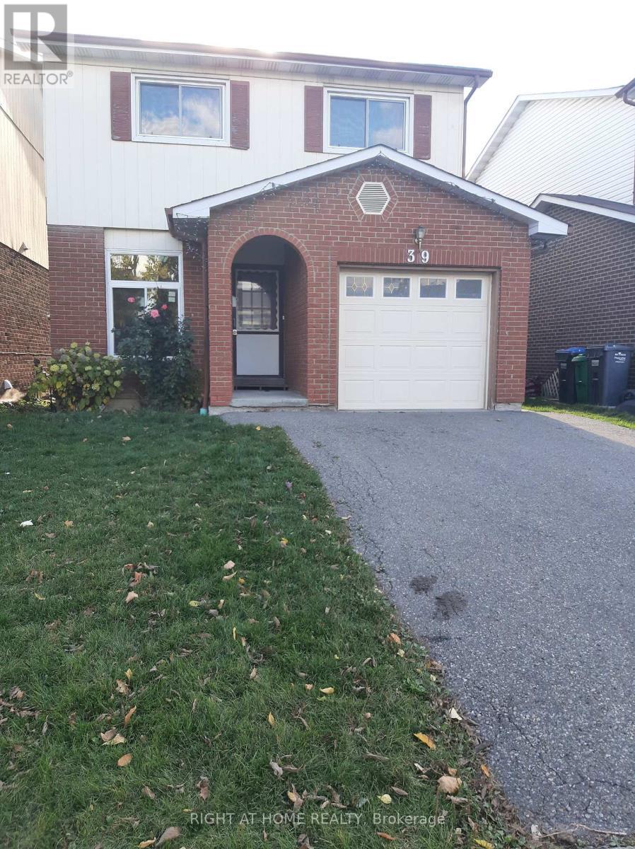 39 Hockley Path, Brampton, ON - Outdoor