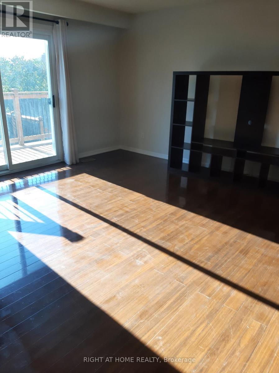 39 Hockley Path, Brampton, ON - Indoor Photo Showing Other Room