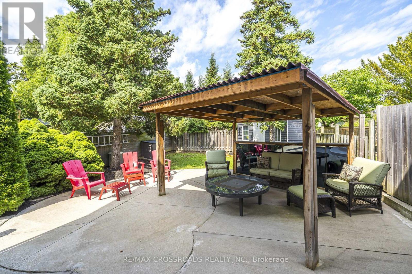 Entertainer's Delight! Gazebo - 655 Dodsworth Crescent, Mississauga, ON - Outdoor With Deck Patio Veranda