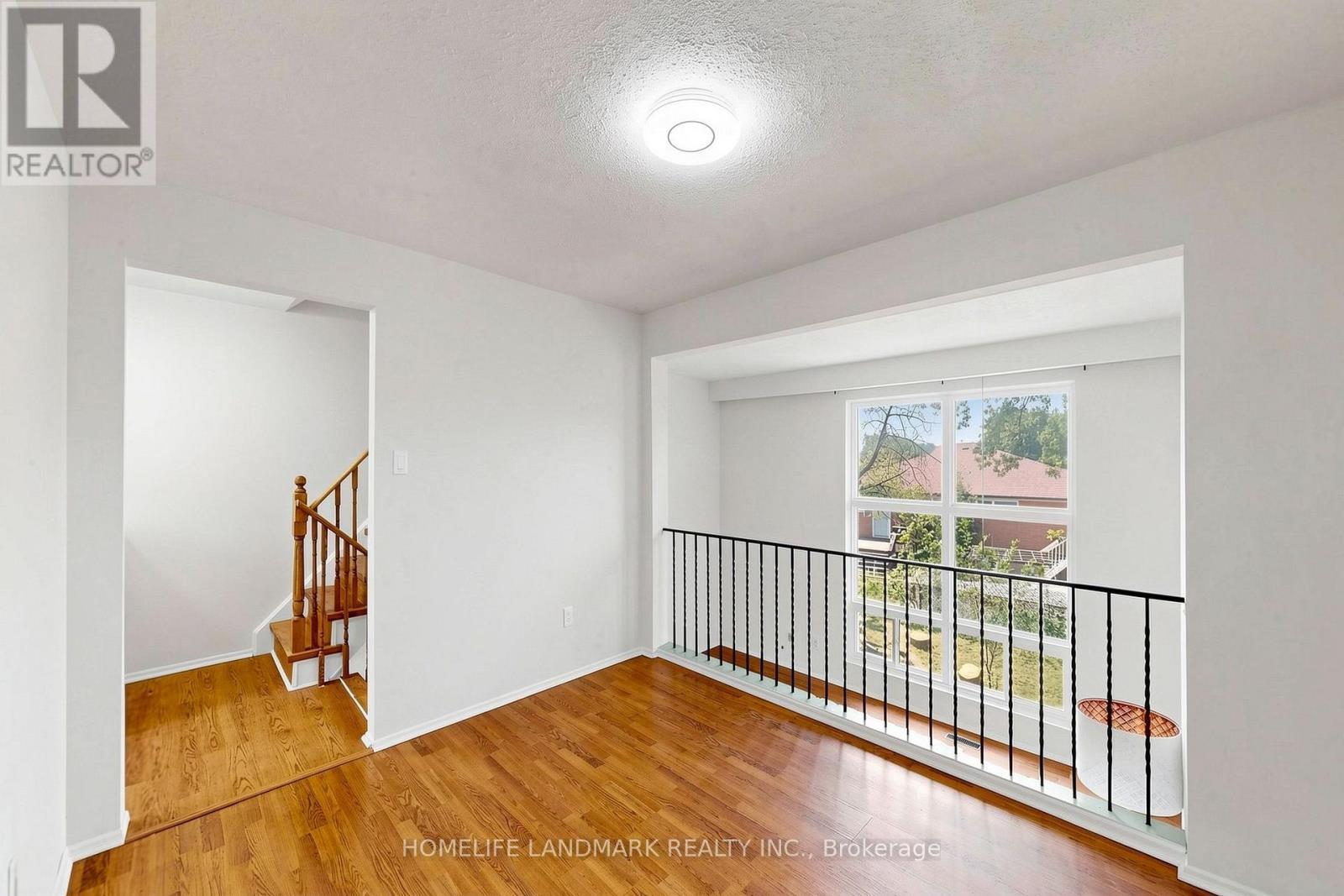 8 Rusty Crest Way, Toronto, ON - Indoor Photo Showing Other Room