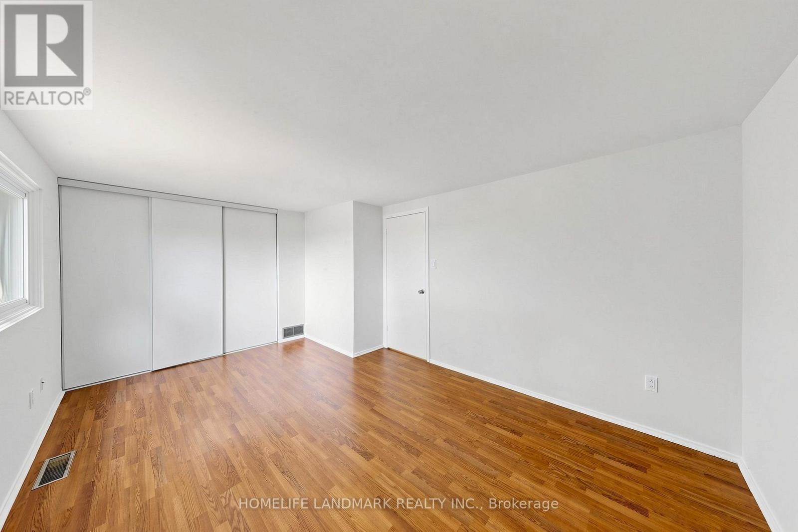 8 Rusty Crest Way, Toronto, ON - Indoor Photo Showing Other Room