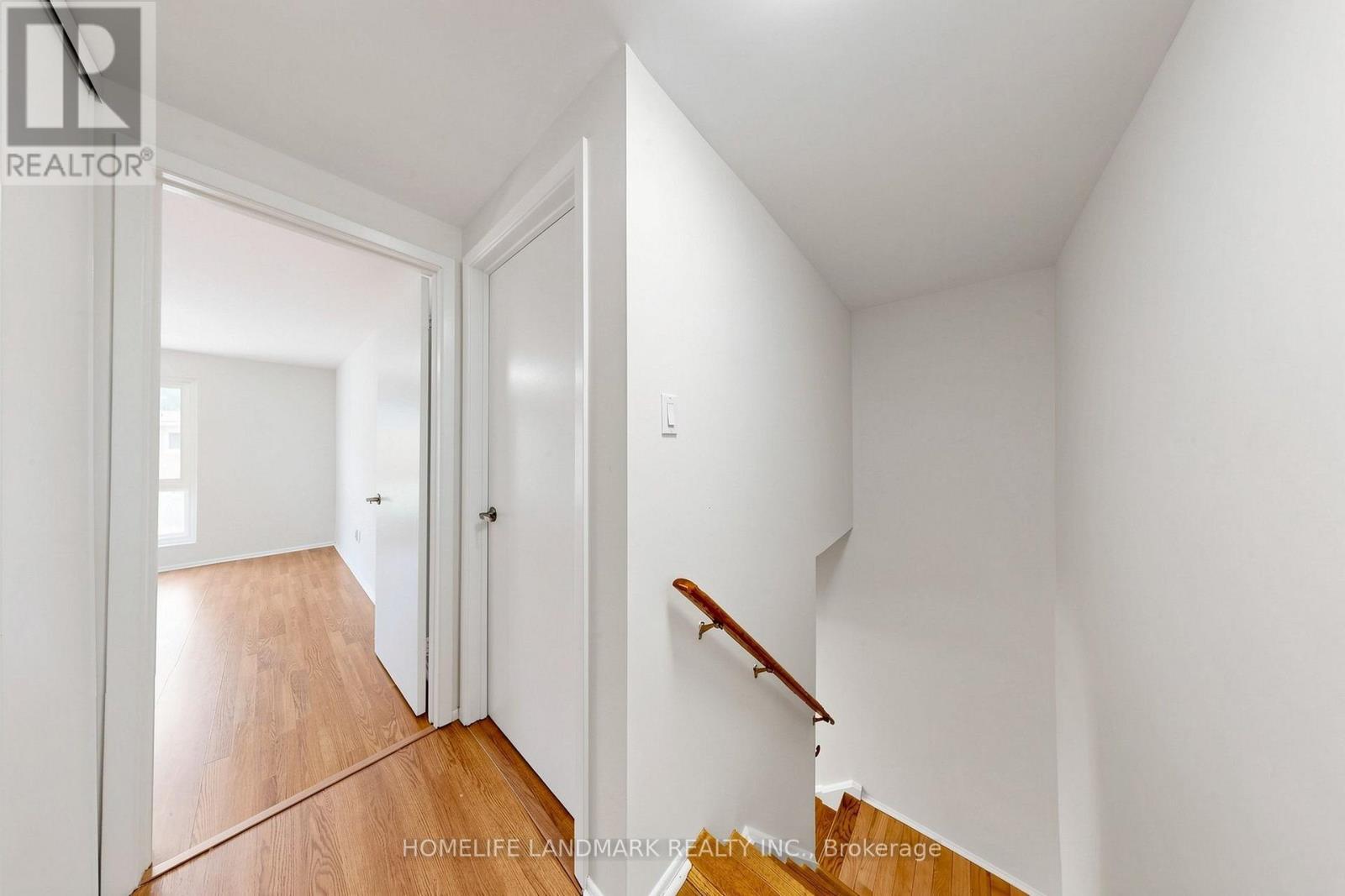 8 Rusty Crest Way, Toronto, ON - Indoor Photo Showing Other Room