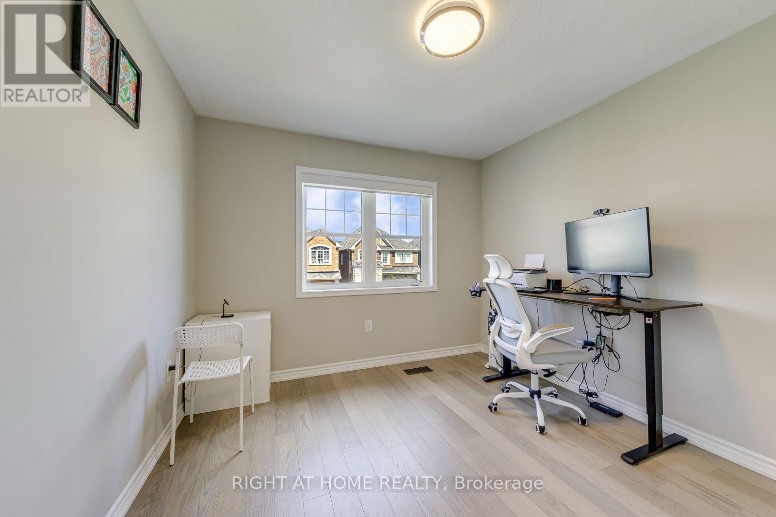 40 Stillwater Crescent, Hamilton, ON - Indoor Photo Showing Office