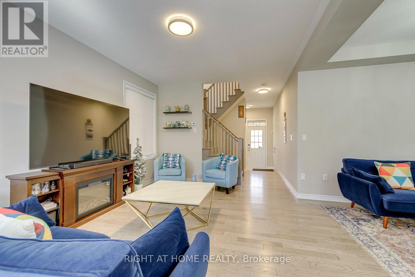 40 Stillwater Crescent, Hamilton, ON - Indoor