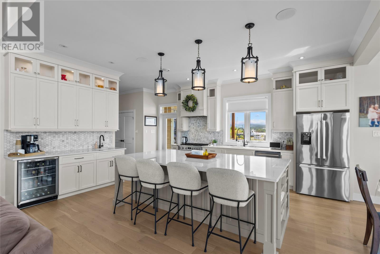 7 Commodore Place, Conception Bay South, NL - Indoor Photo Showing Kitchen With Upgraded Kitchen
