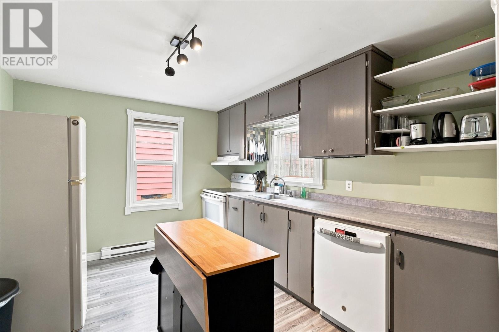 66 Pearce Avenue, St.John'S, NL - Indoor Photo Showing Kitchen