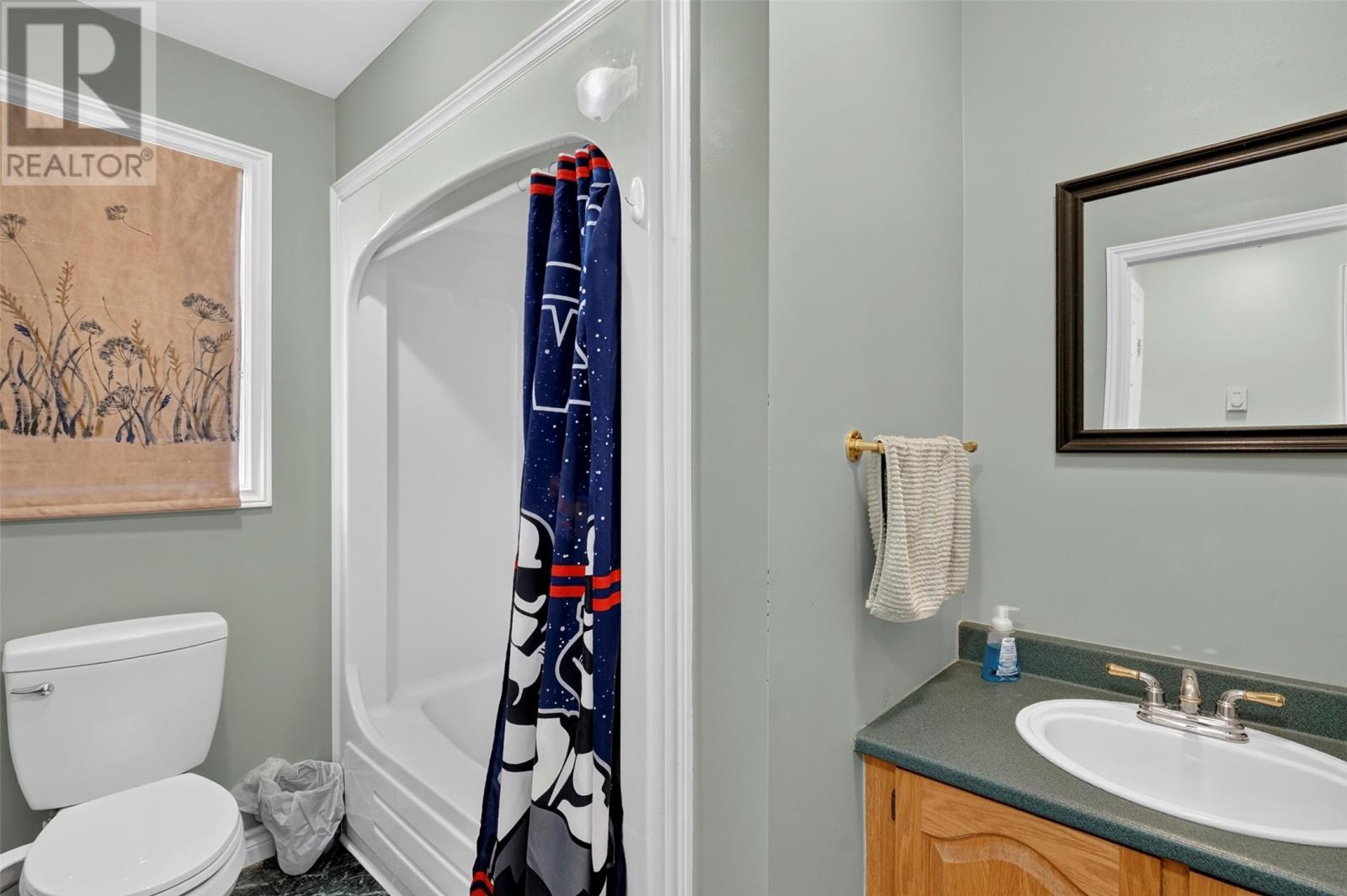 10 Ledum Place, St. John'S, NL - Indoor Photo Showing Bathroom
