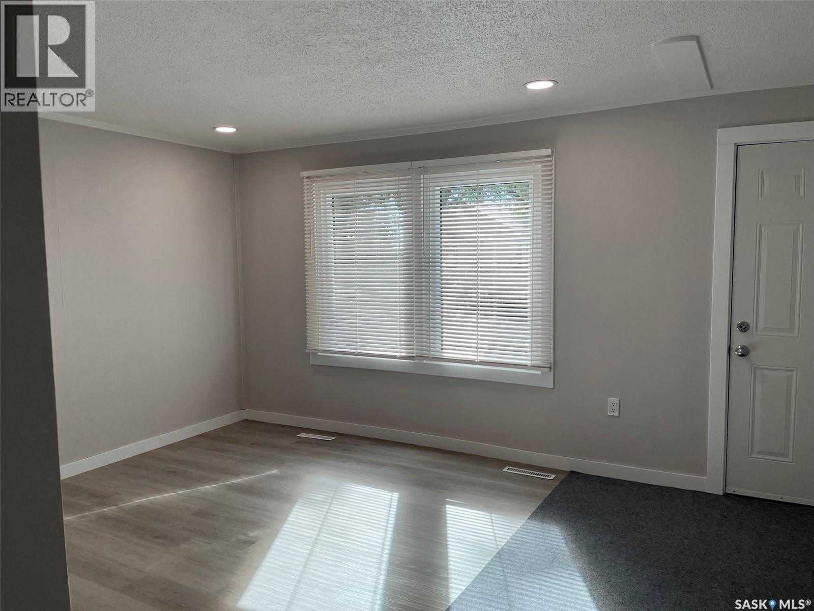 1255 Atkinson Street, Regina, SK - Indoor Photo Showing Other Room