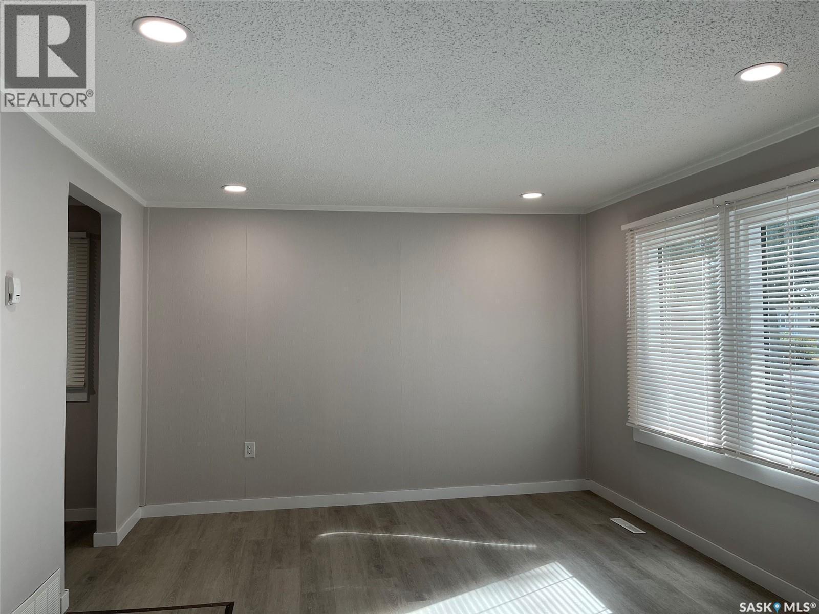 1255 Atkinson Street, Regina, SK - Indoor Photo Showing Other Room