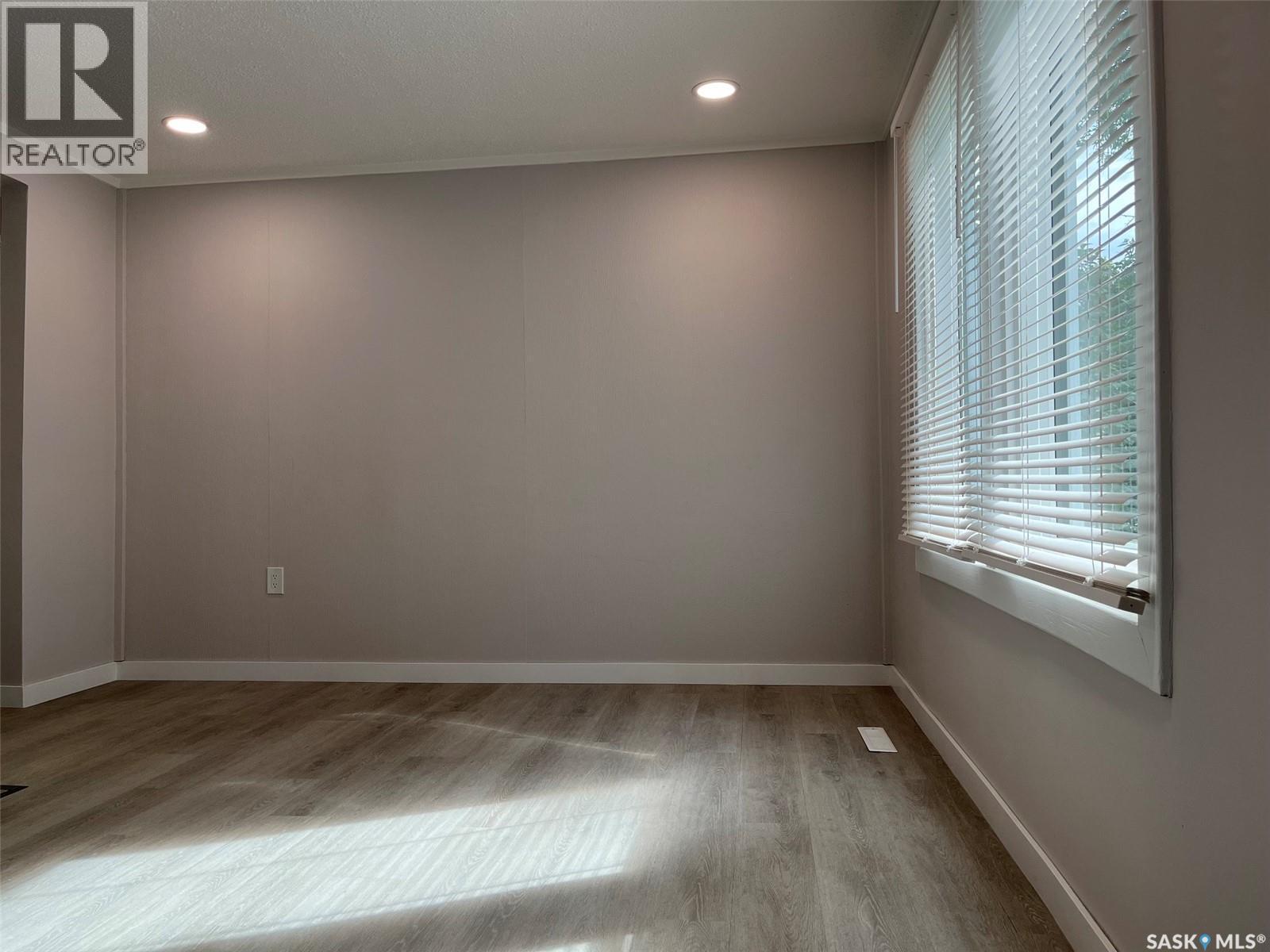 1255 Atkinson Street, Regina, SK - Indoor Photo Showing Other Room