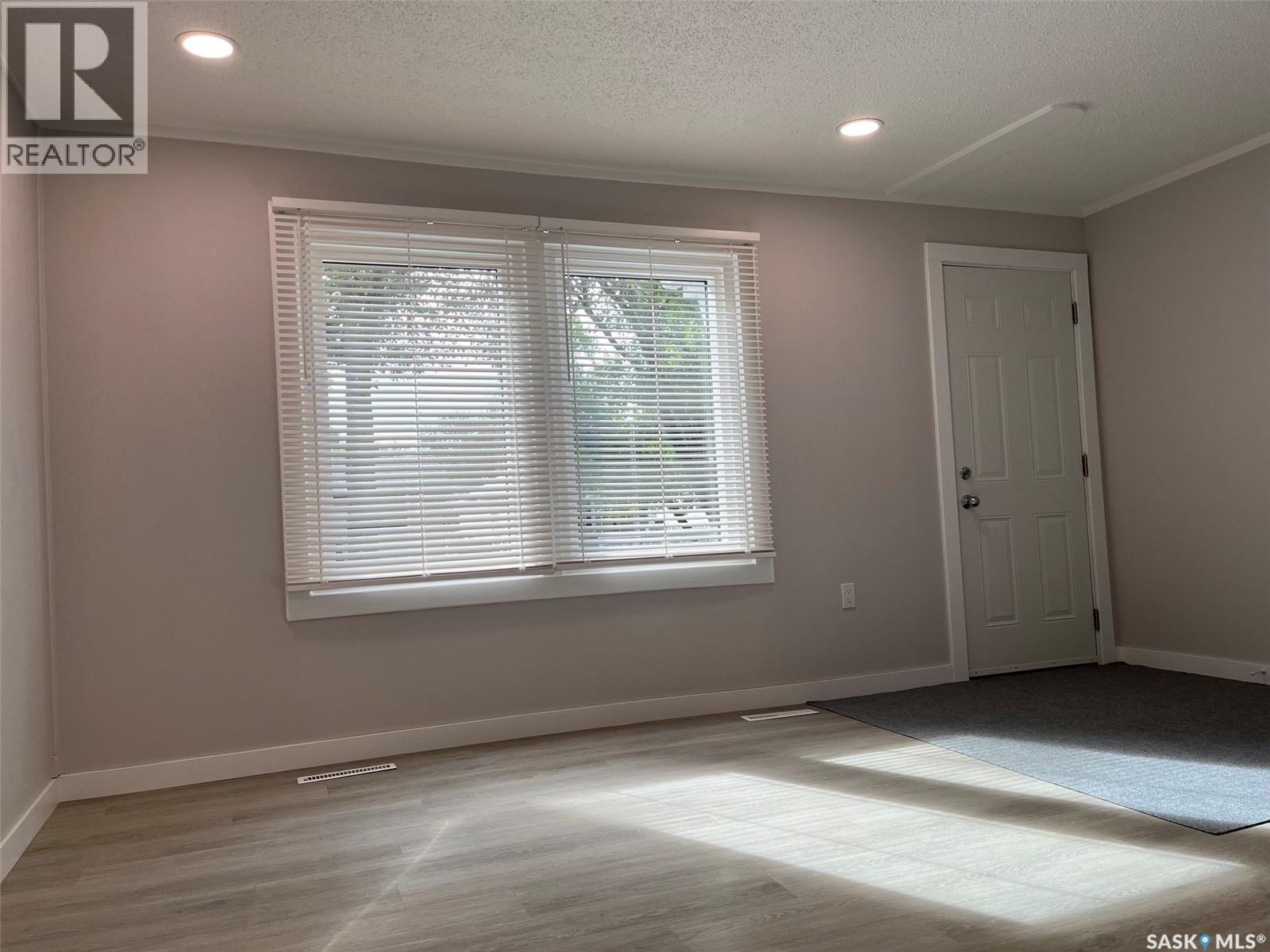 1255 Atkinson Street, Regina, SK - Indoor Photo Showing Other Room