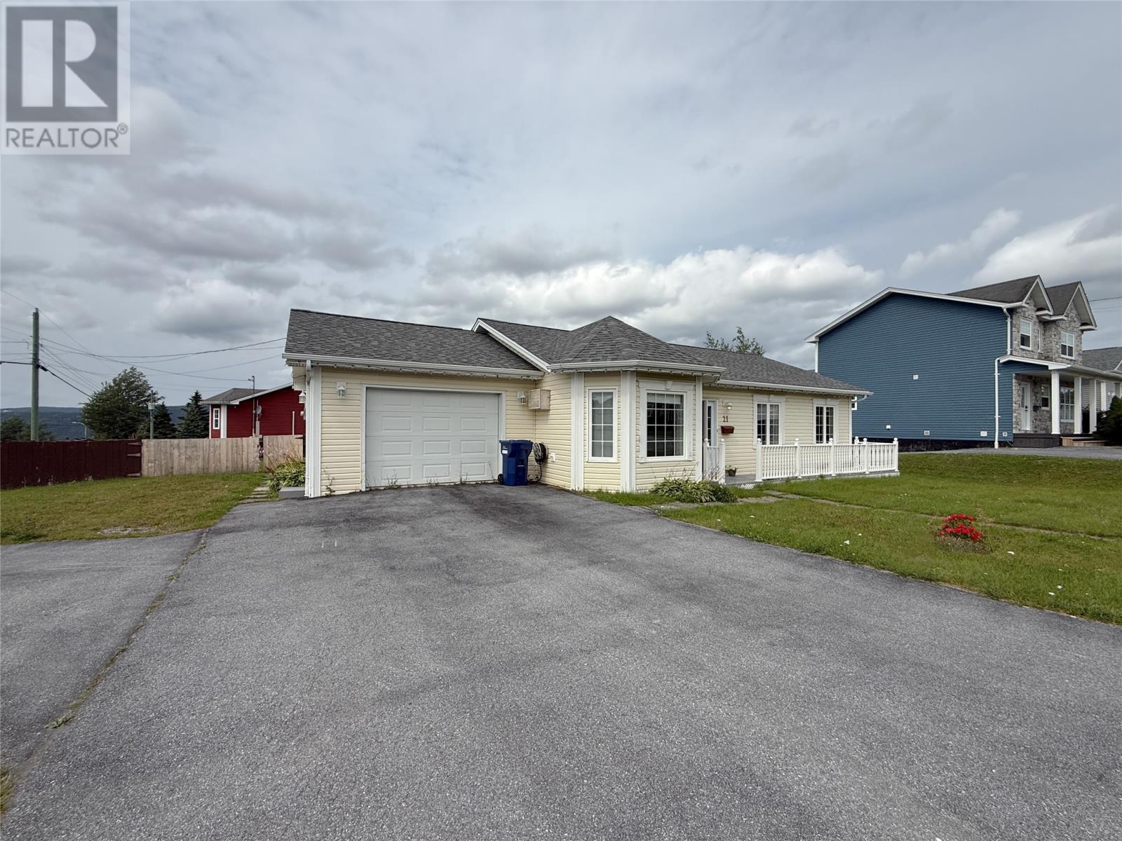 21 St. Marks Avenue, Corner Brook, NL - Outdoor