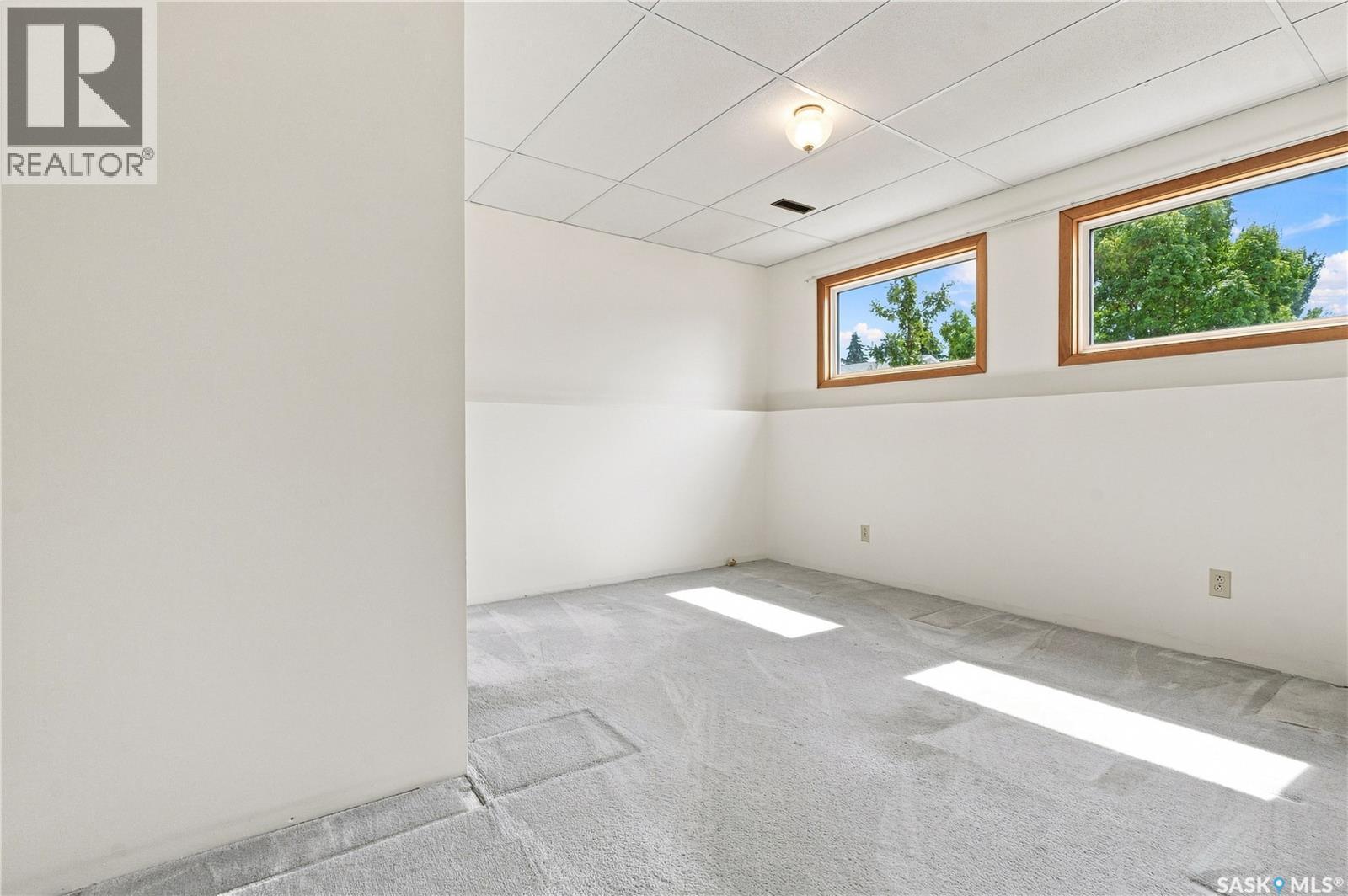 202 Stacey Court, Saskatoon, SK - Indoor Photo Showing Other Room