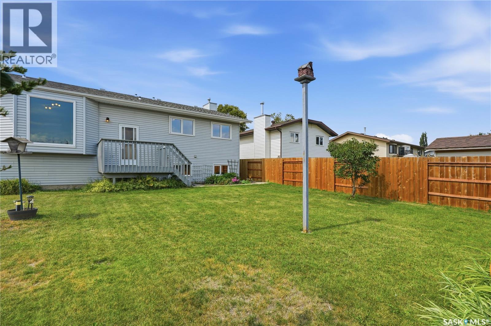 202 Stacey Court, Saskatoon, SK - Outdoor