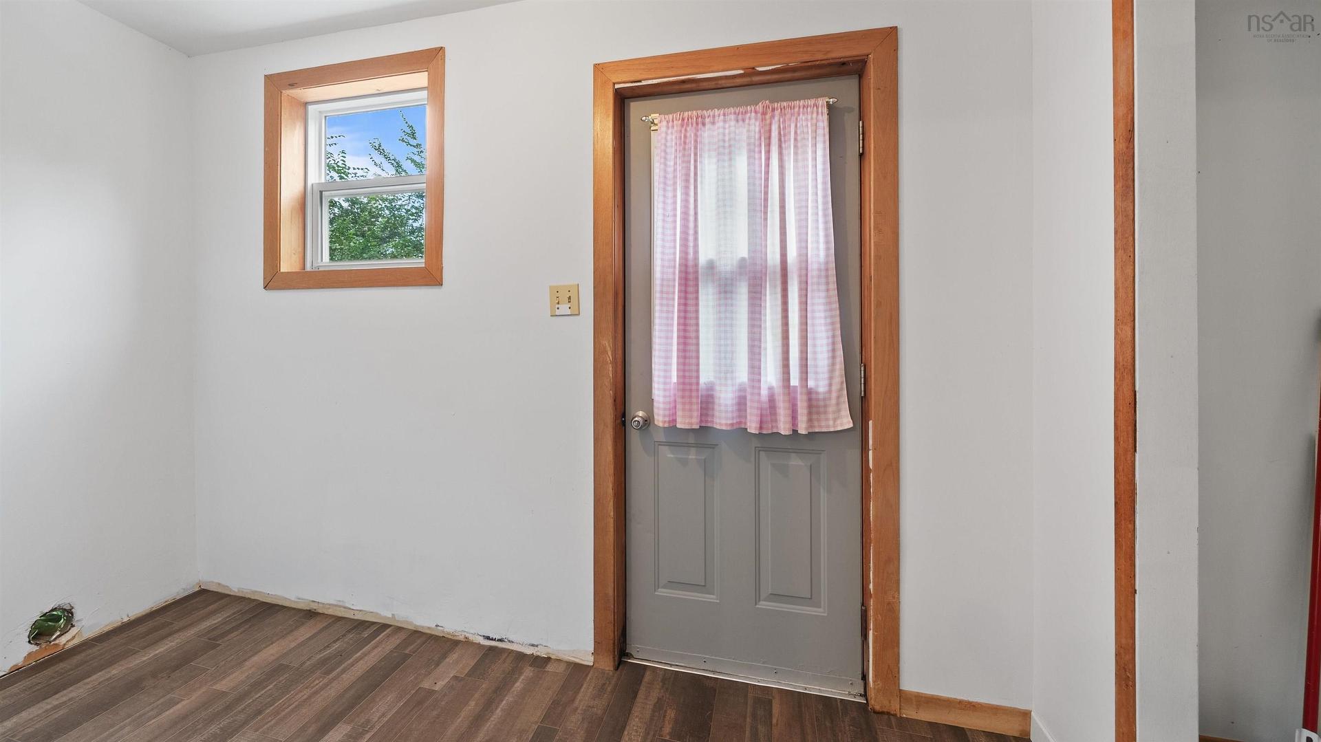 1909 Campbells Road, Westville, NS - Indoor Photo Showing Other Room