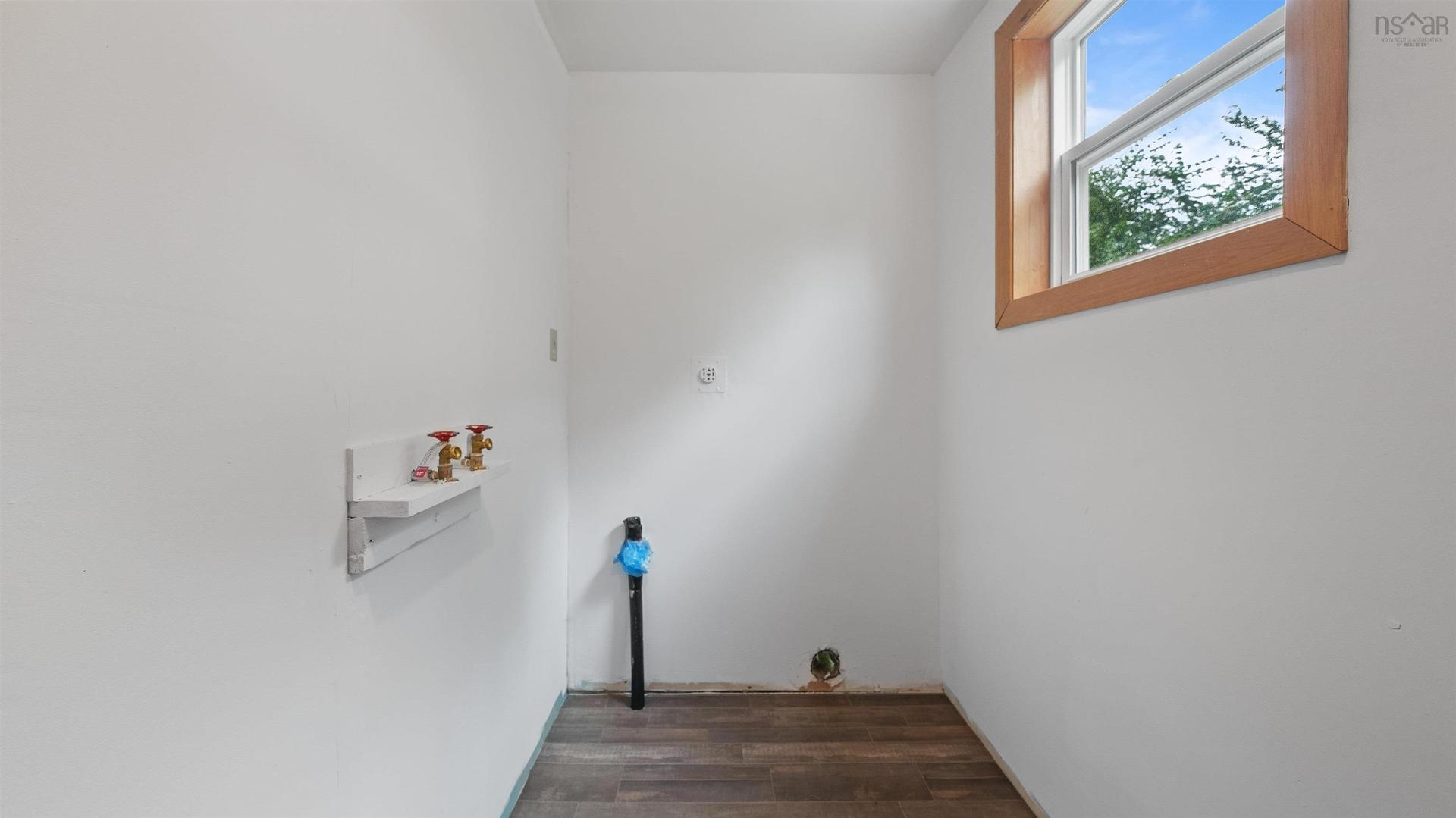 1909 Campbells Road, Westville, NS - Indoor Photo Showing Other Room
