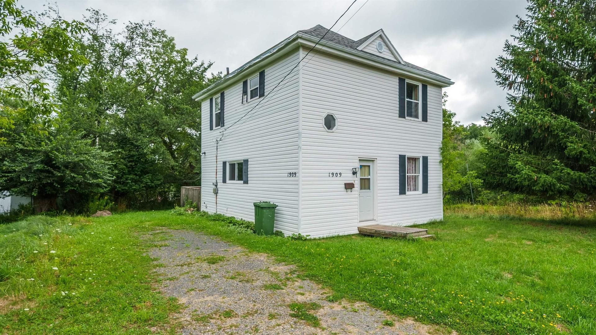 1909 Campbells Road, Westville, NS - Outdoor With Exterior