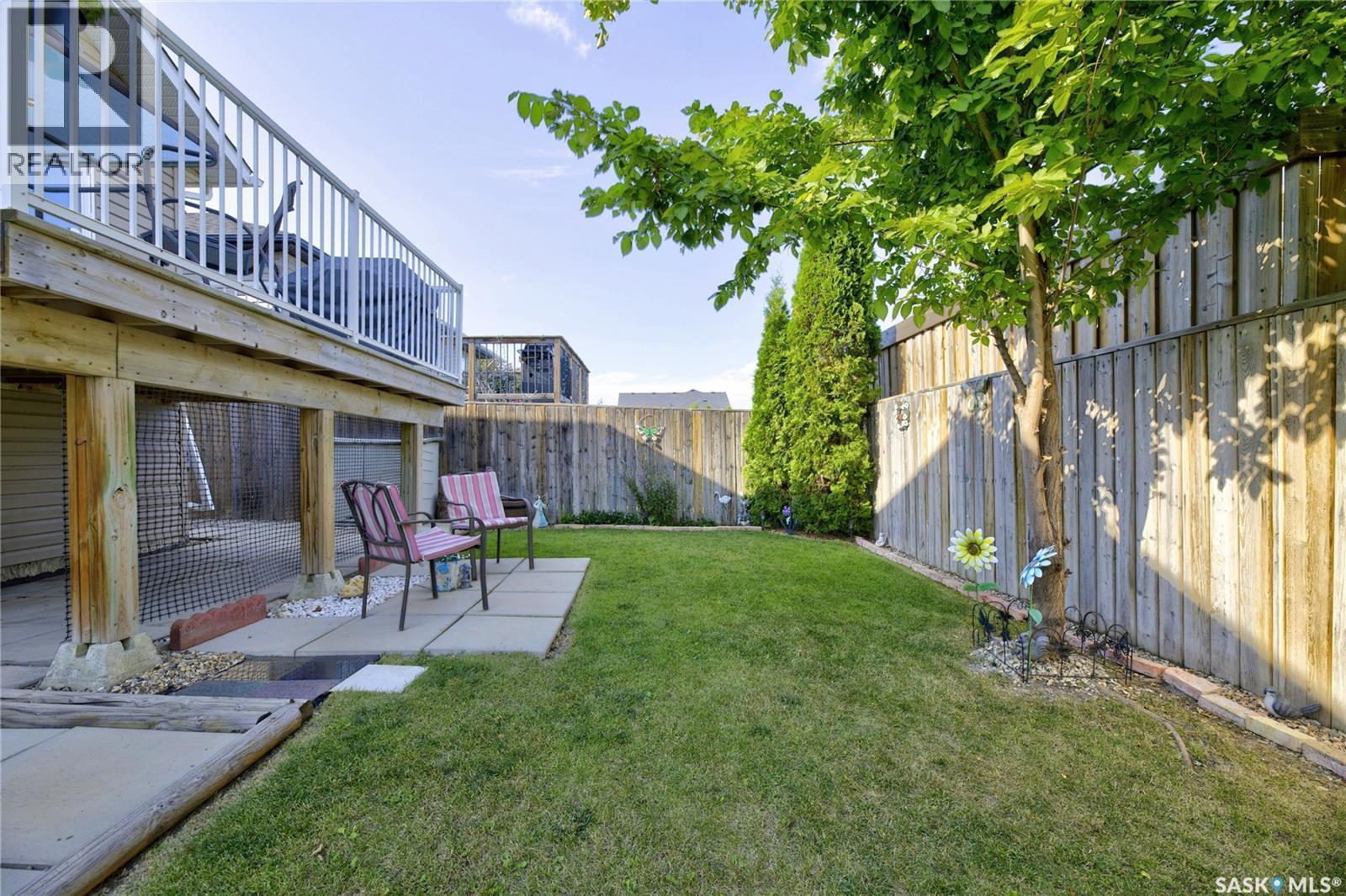 1114 Hargreaves Way, Saskatoon, SK - Outdoor