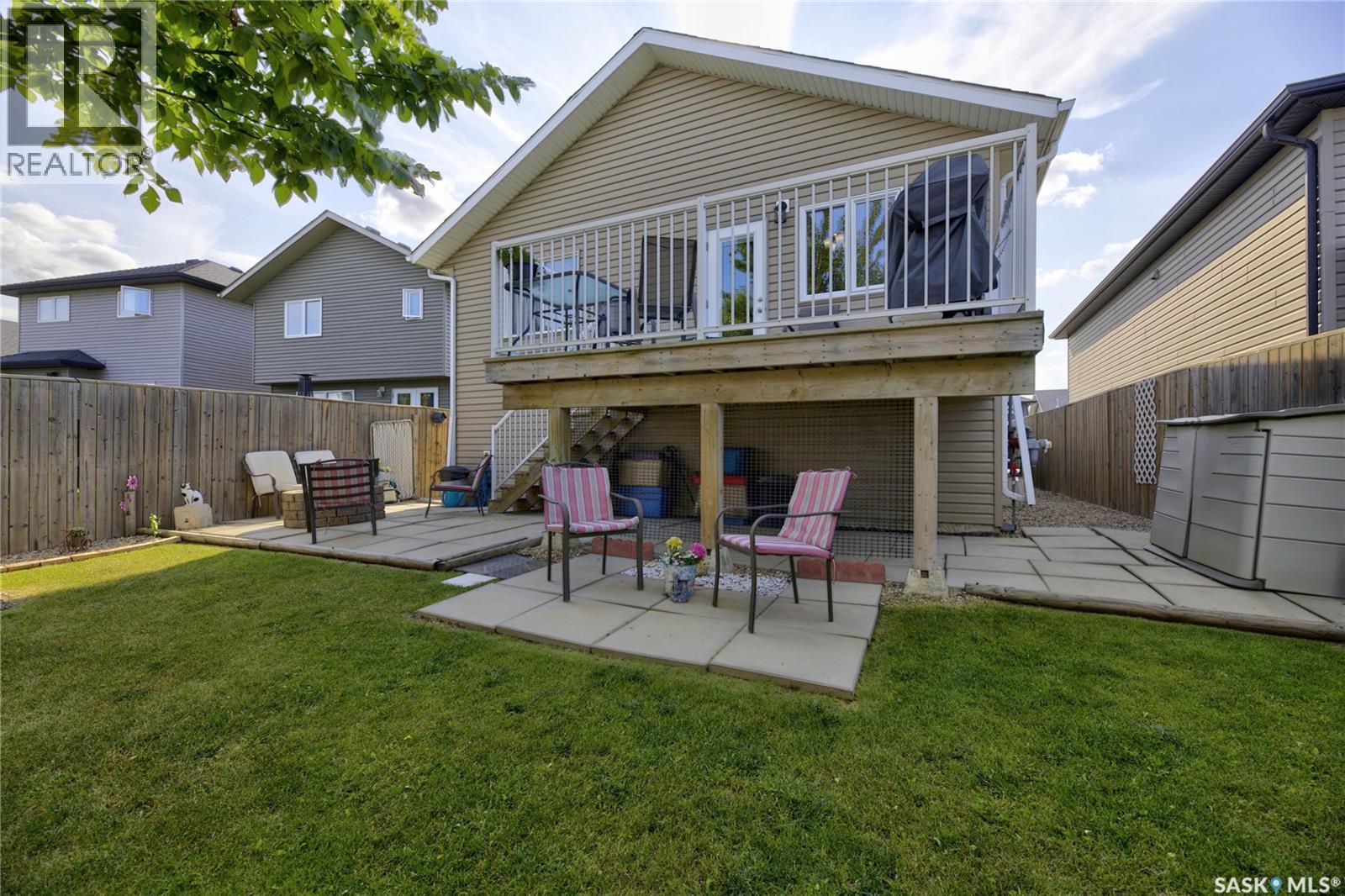 1114 Hargreaves Way, Saskatoon, SK - Outdoor With Deck Patio Veranda