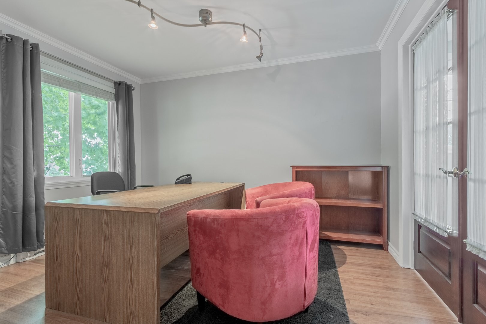 Office - 888 Rue De L'Oise, Québec (Charlesbourg), QC - Indoor