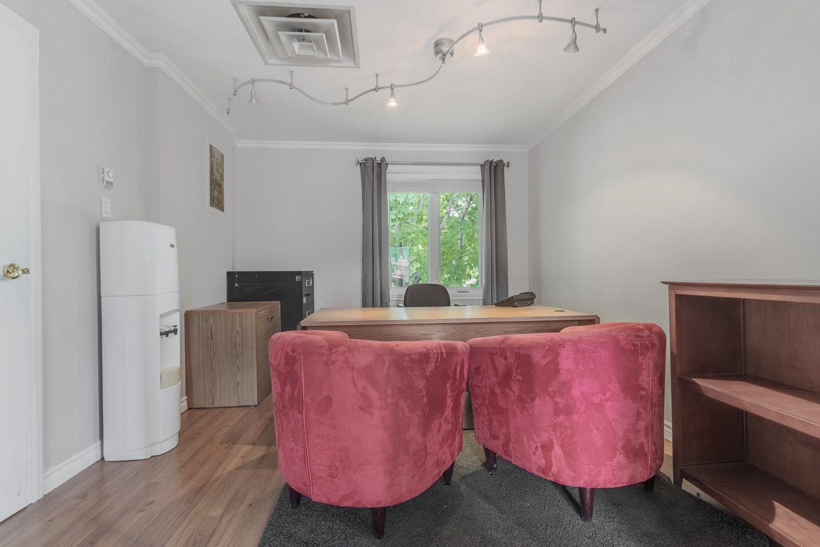 Office - 888 Rue De L'Oise, Québec (Charlesbourg), QC - Indoor