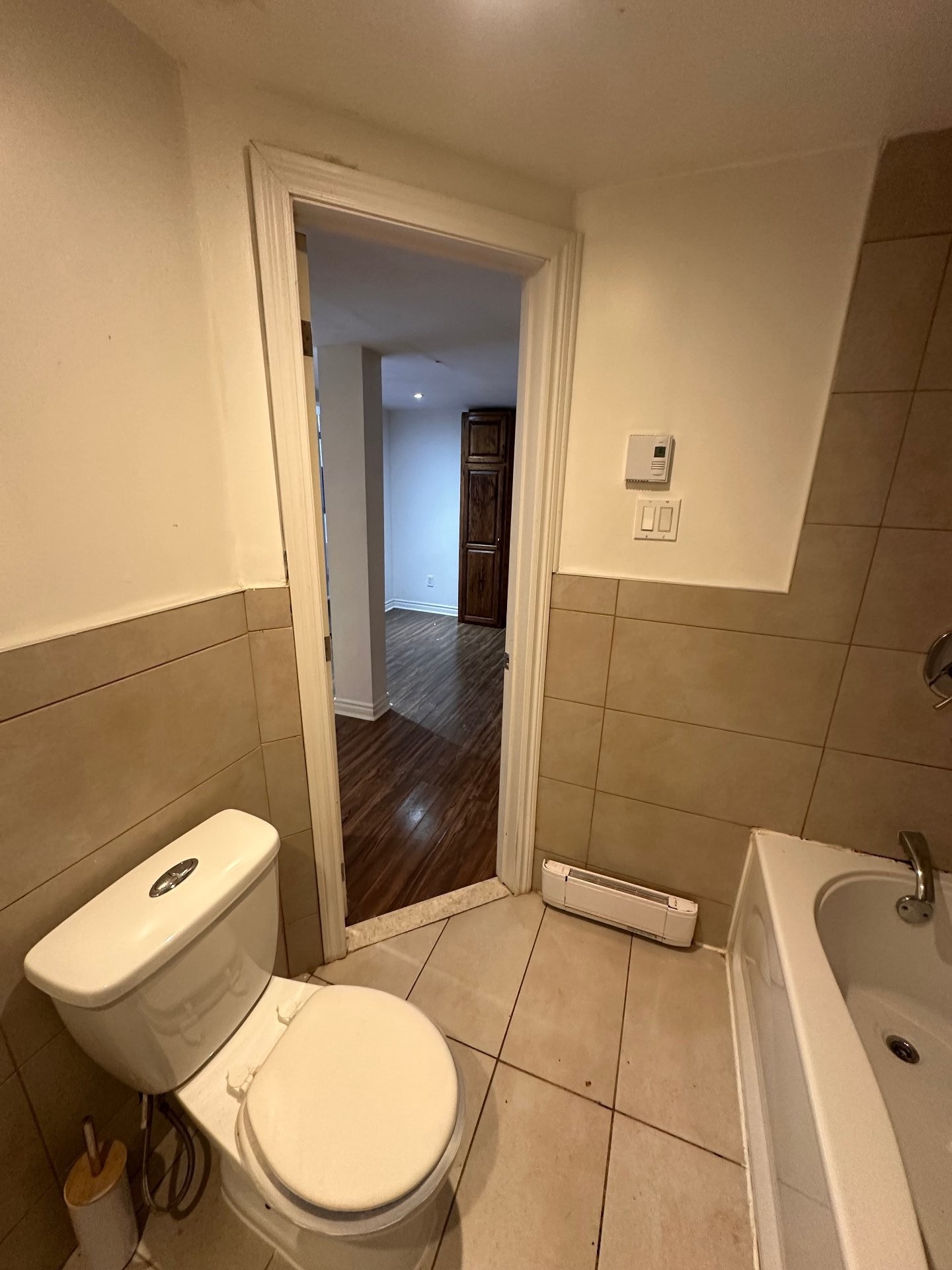 Salle de bains - A-5947 Rue Landry, Montréal (Mercier/Hochelaga-Maisonneuve), QC - Indoor Photo Showing Bathroom
