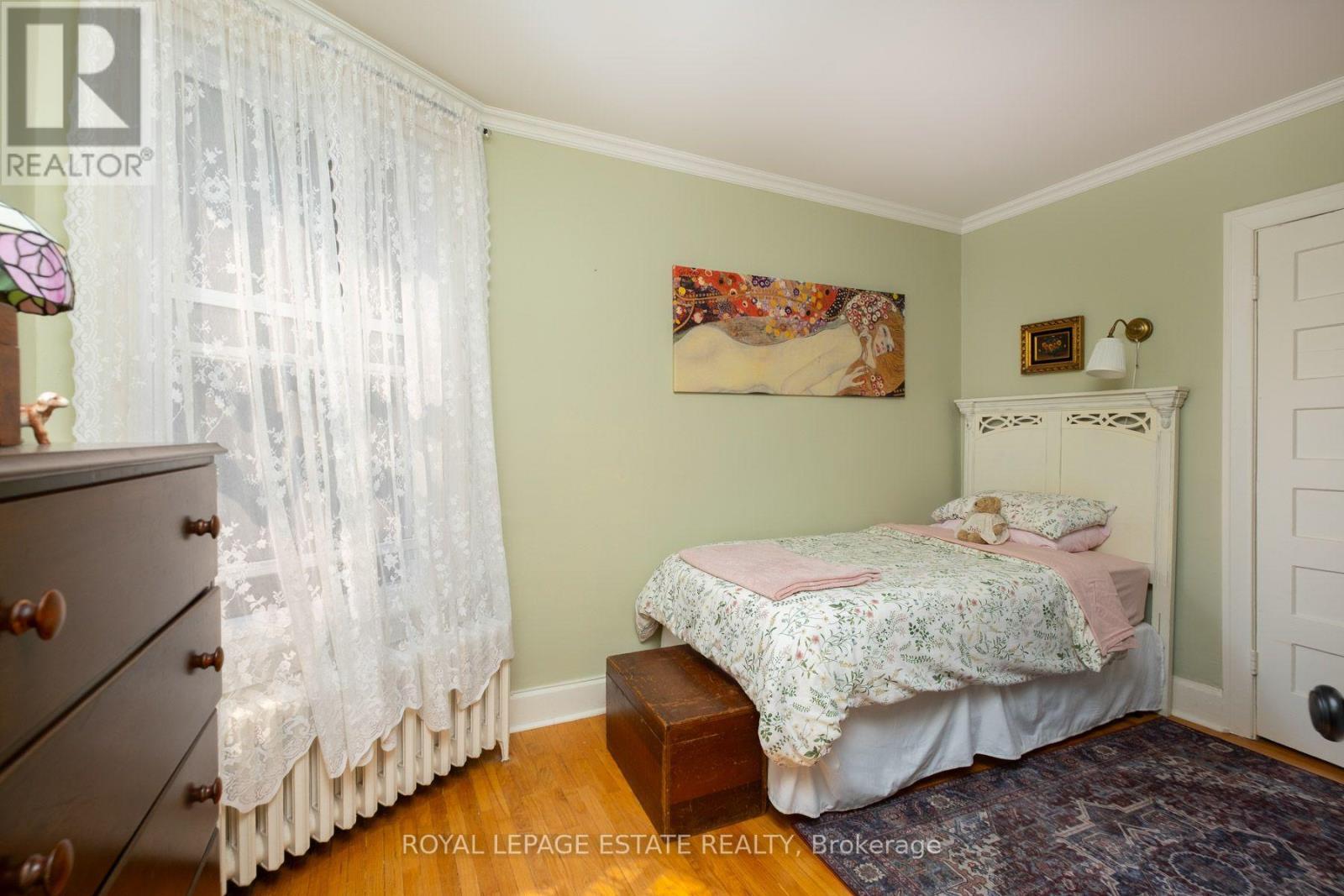 57 Herbert Avenue, Toronto, ON - Indoor Photo Showing Bedroom