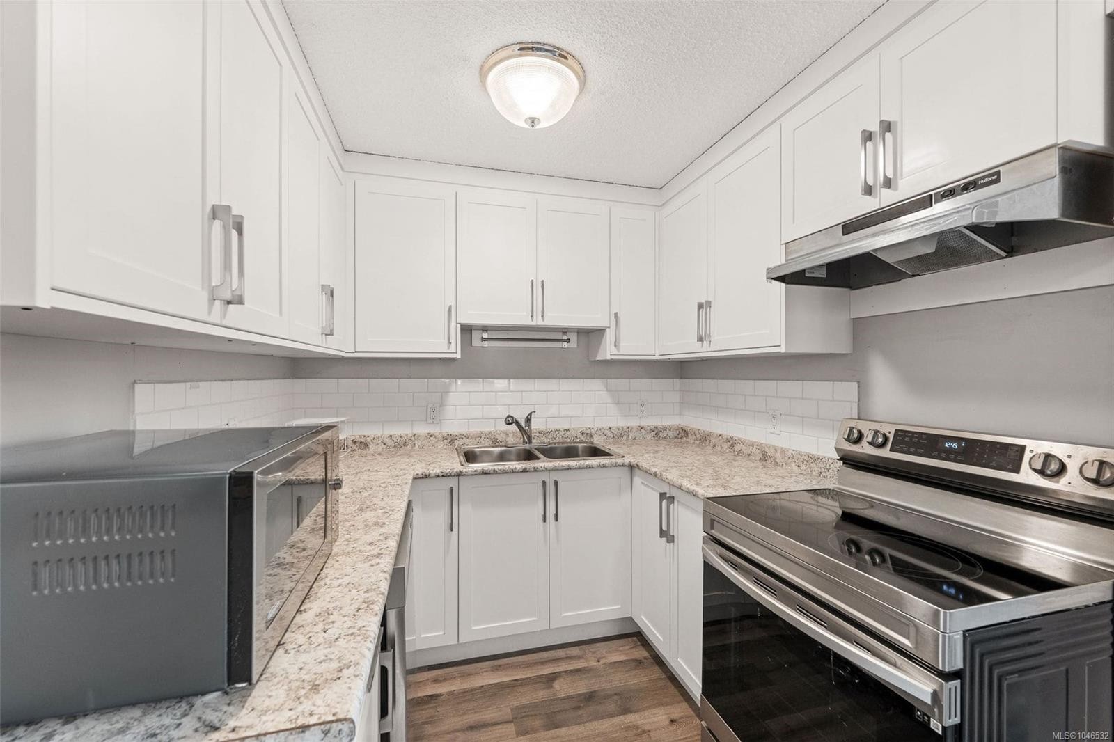 #4-524 Rosehill St, Nanaimo, BC